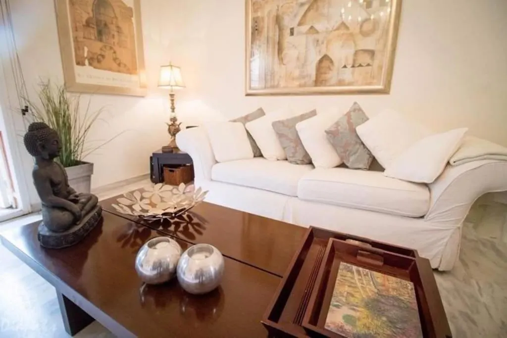 023 Enchanting 4 Bed Traditional Townhouse In Benalmadena Costa